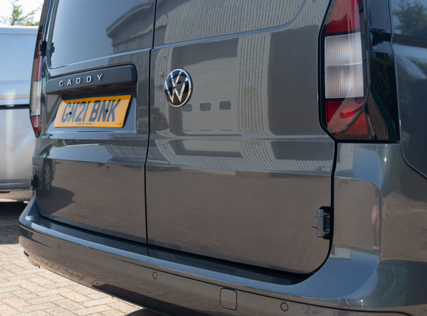 VOLKSWAGEN CADDY MAXI 2.0 TDI C20 COMMERCE PLUS LWB EURO 6 (S/S) 6dr