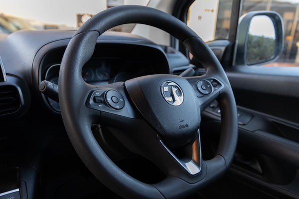 VAUXHALL COMBO 2021 2300 SPORTIVE TD WHITE