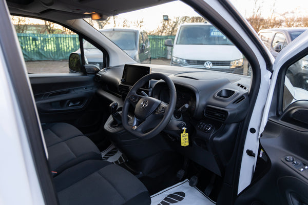 VAUXHALL COMBO 2021 2300 SPORTIVE TD WHITE