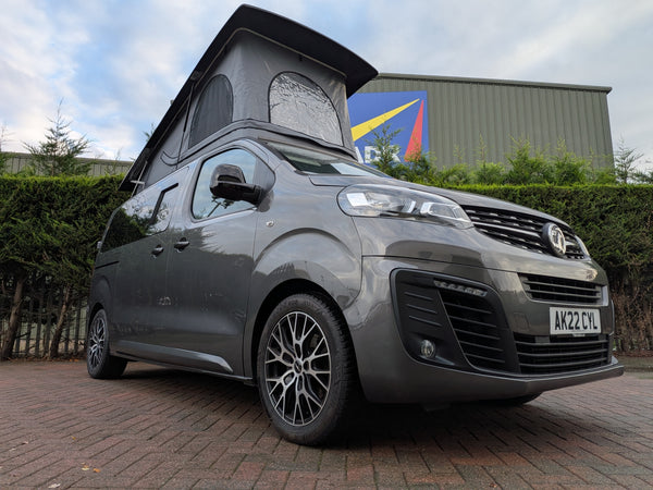 VAUXHALL VIVARO 2022 F2700 SPORTIVE S/S TD GREY