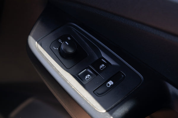 VOLKSWAGEN CADDY MAXI 2.0 TDI C20 COMMERCE PLUS LWB EURO 6 (S/S) 6dr