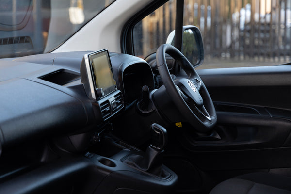 VAUXHALL COMBO 2021 2300 SPORTIVE TD WHITE